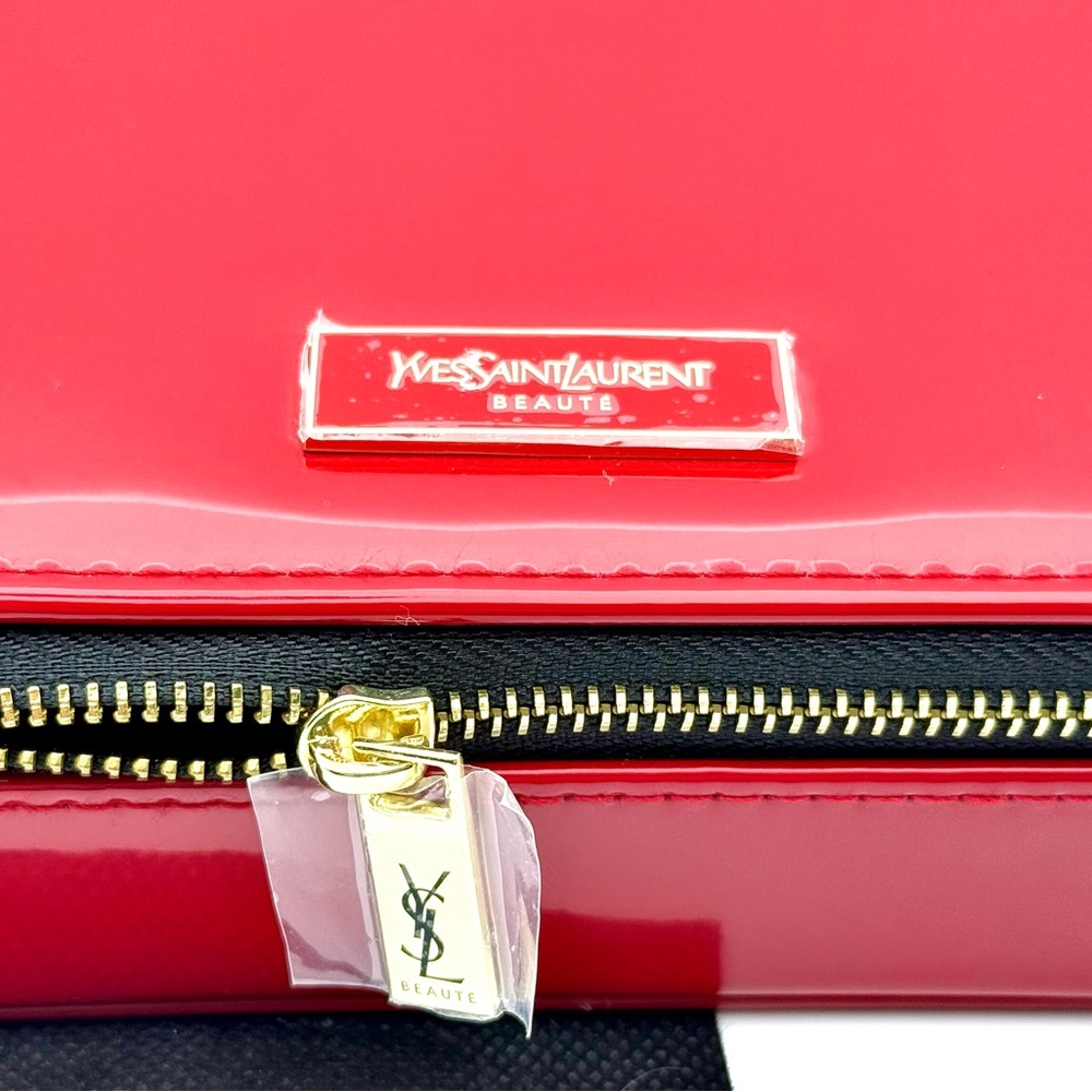 Yves Saint Laurent‎ Glossy Red Beauty Pouch - Picture 3 of 7